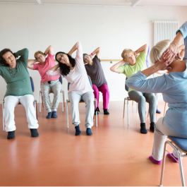Yoga sur chaise - 50 ans et plus